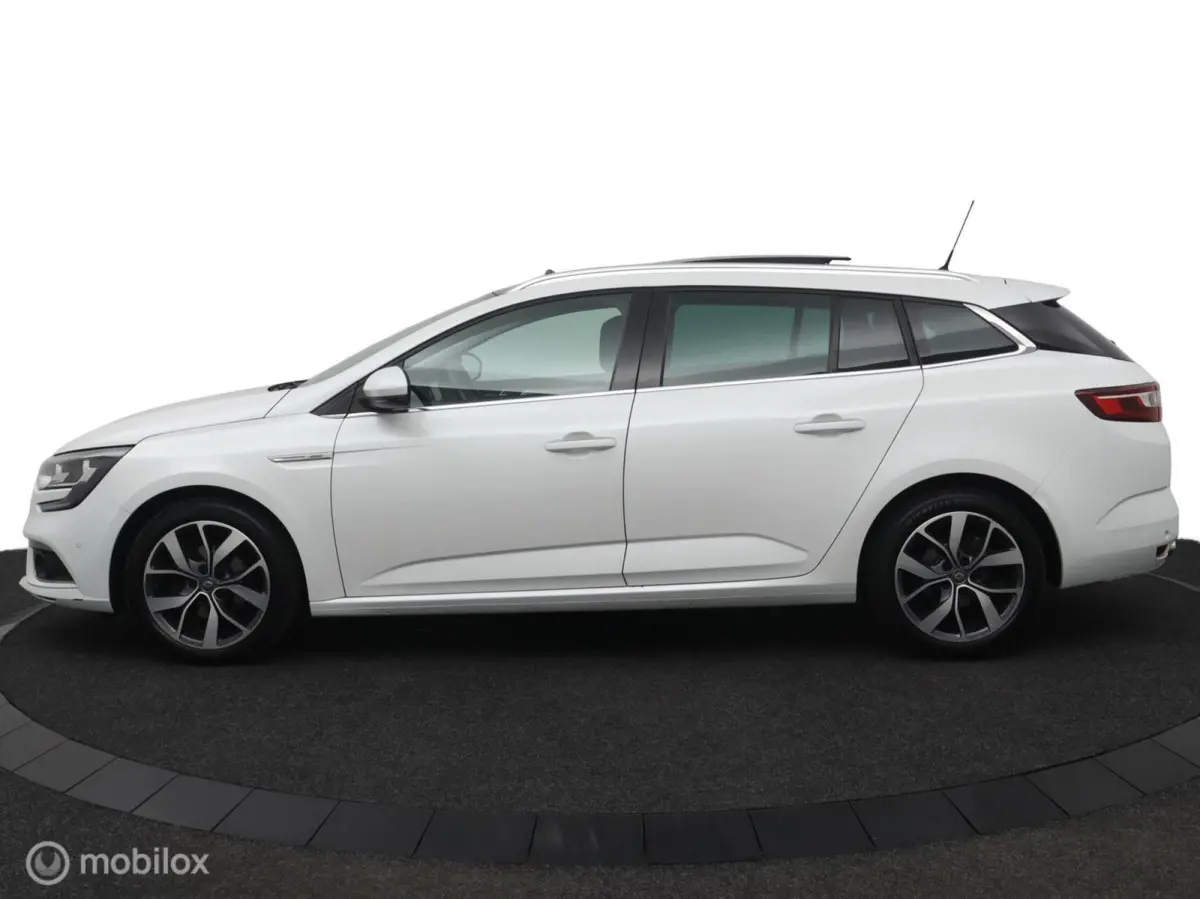 1.2 TCe Bose R-LINE