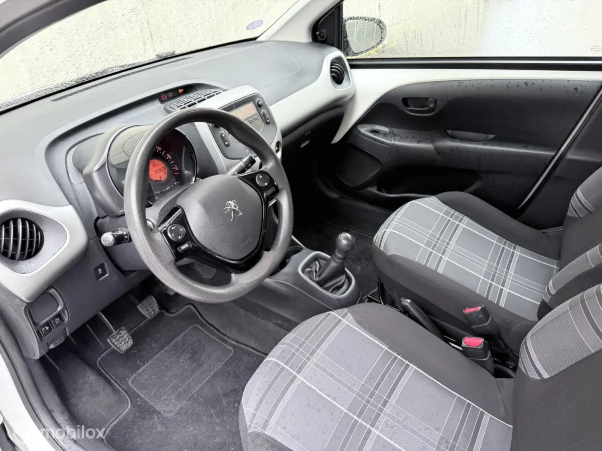 1.0 e-VTI Active|Afn Trekhaak|5drs|Airco|