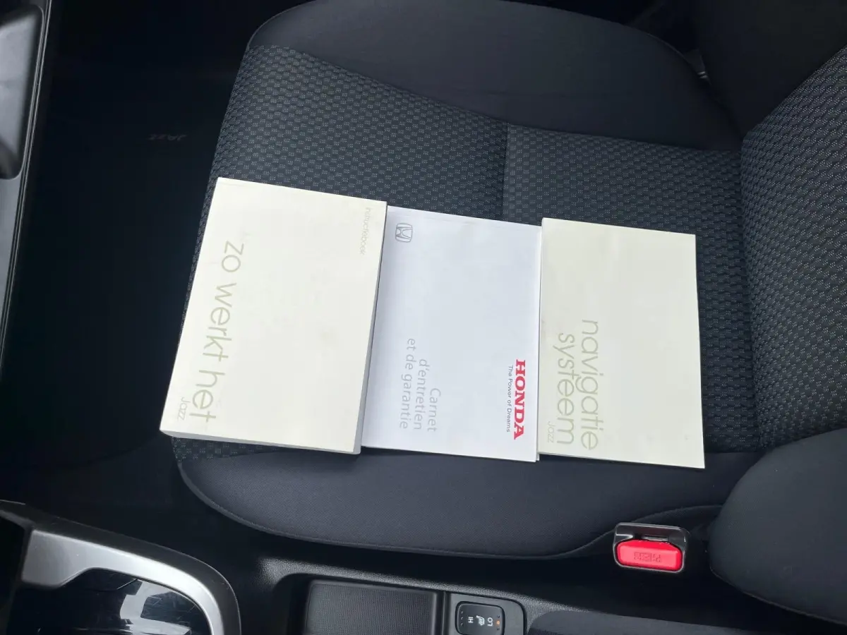 1.3 i-VTEC Comfort | Automaat | Navigatie | Cruise Control | Climate Control | LM Velgen | Bluetooth |