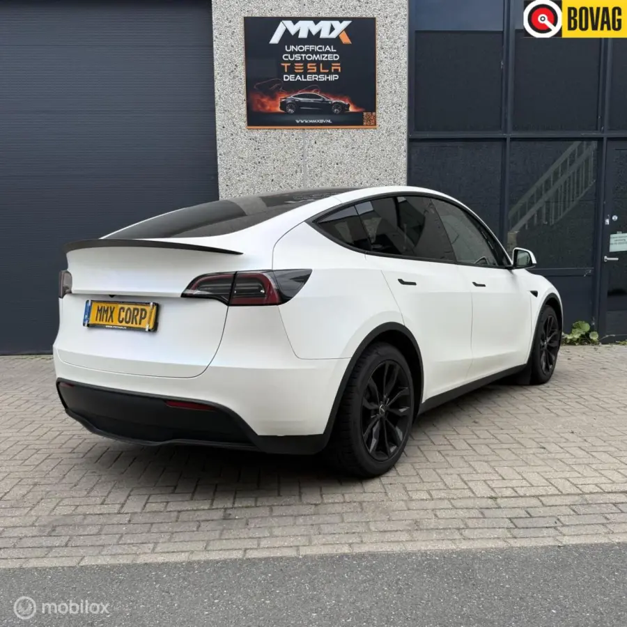 LR AWD MMX PACK + SATINWRAP + ALCANTARA + HW4
