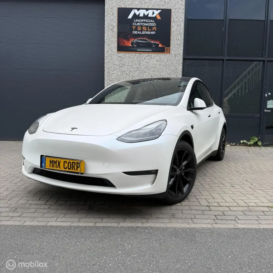 LR AWD MMX PACK + SATINWRAP + ALCANTARA + HW4