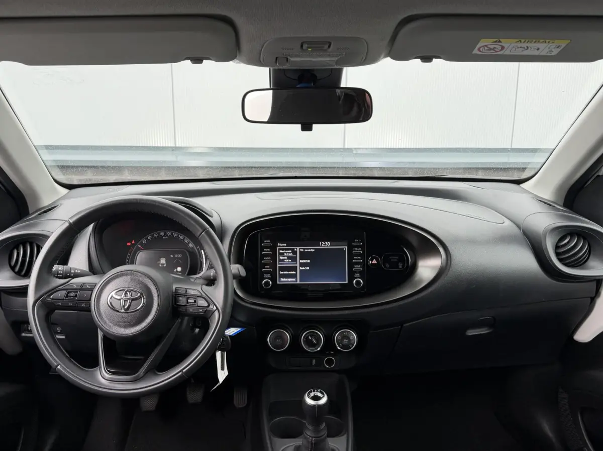 1.0 VVT-i MT Play