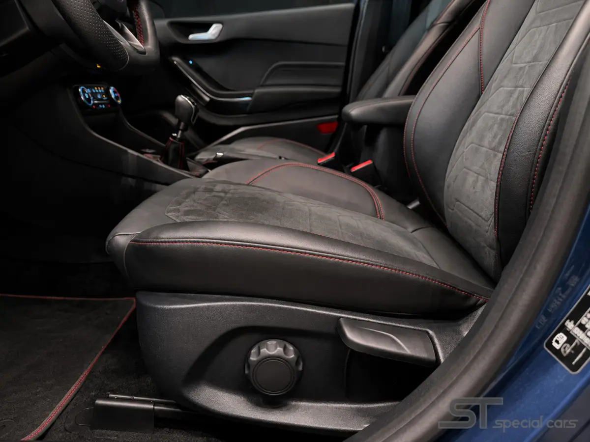 1.0 EcoBoost ST-Line Vignal|Pano|Virtual