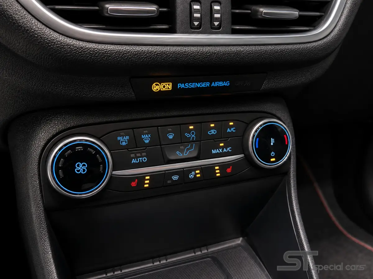 1.0 EcoBoost ST-Line Vignal|Pano|Virtual