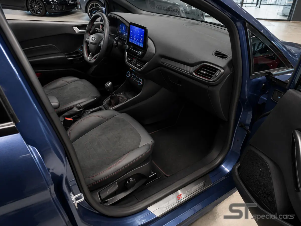 1.0 EcoBoost ST-Line Vignal|Pano|Virtual