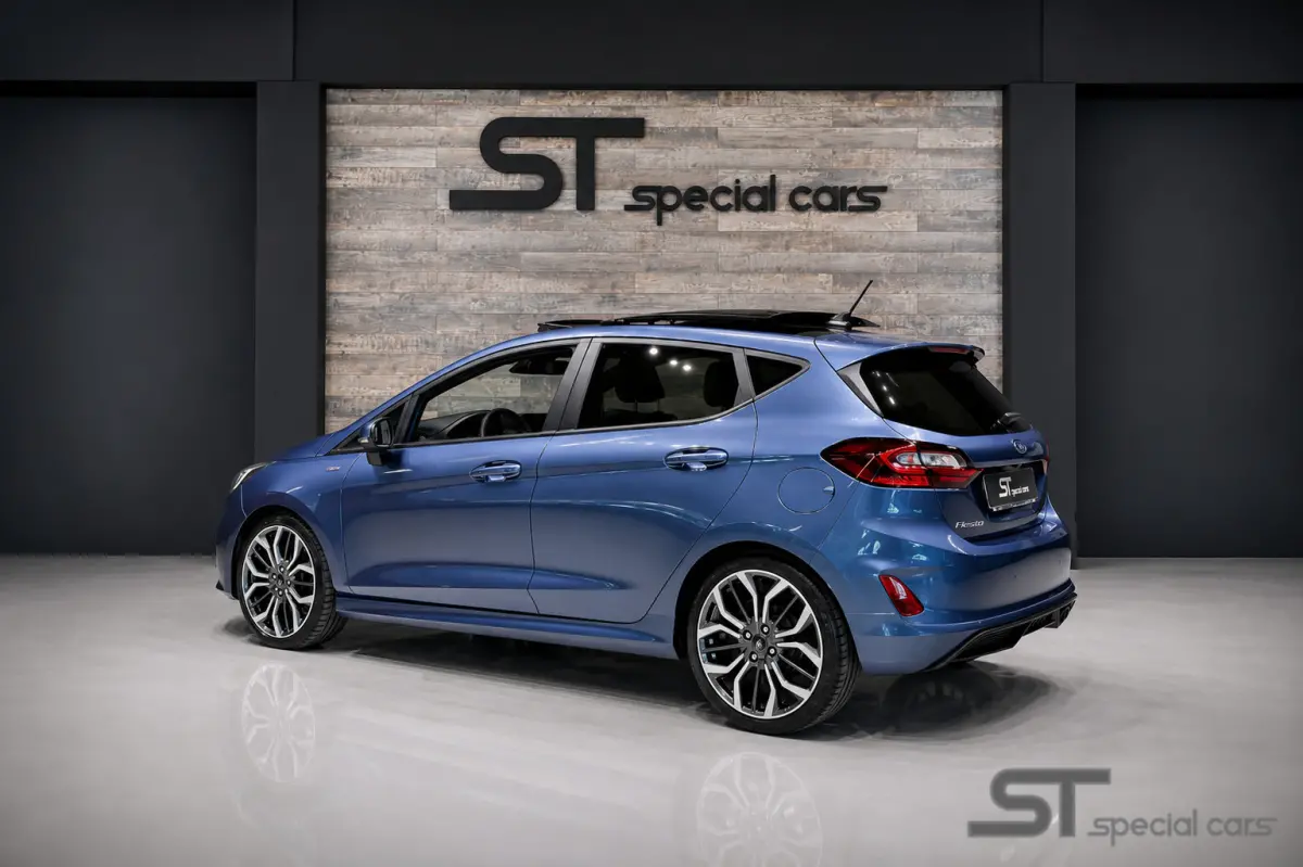 1.0 EcoBoost ST-Line Vignal|Pano|Virtual