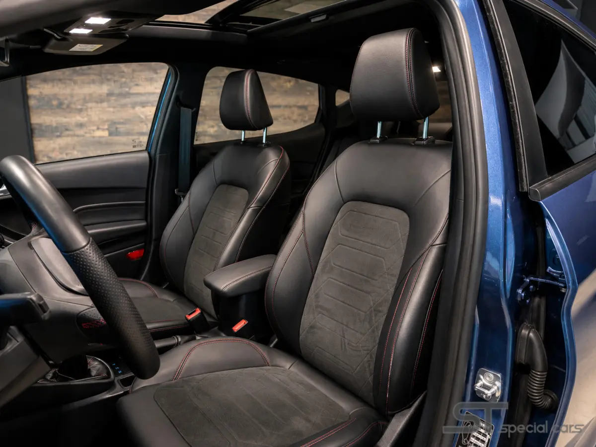 1.0 EcoBoost ST-Line Vignal|Pano|Virtual
