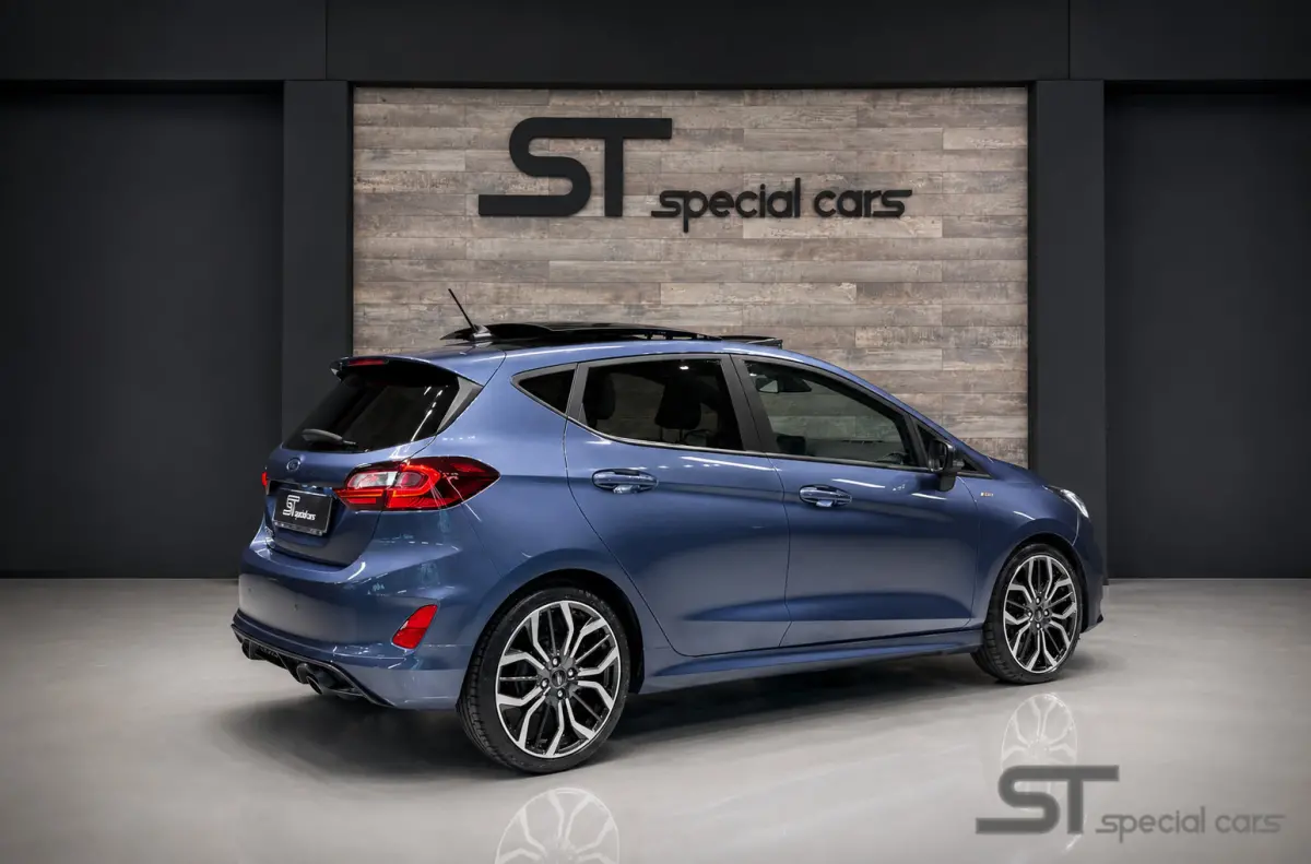 1.0 EcoBoost ST-Line Vignal|Pano|Virtual