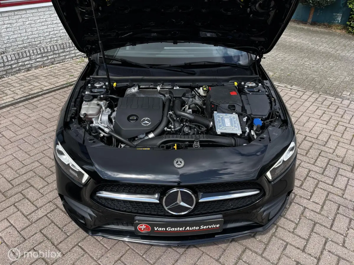 200 AMG - PAKKET AUTOMAAT/CAMERA/LEER