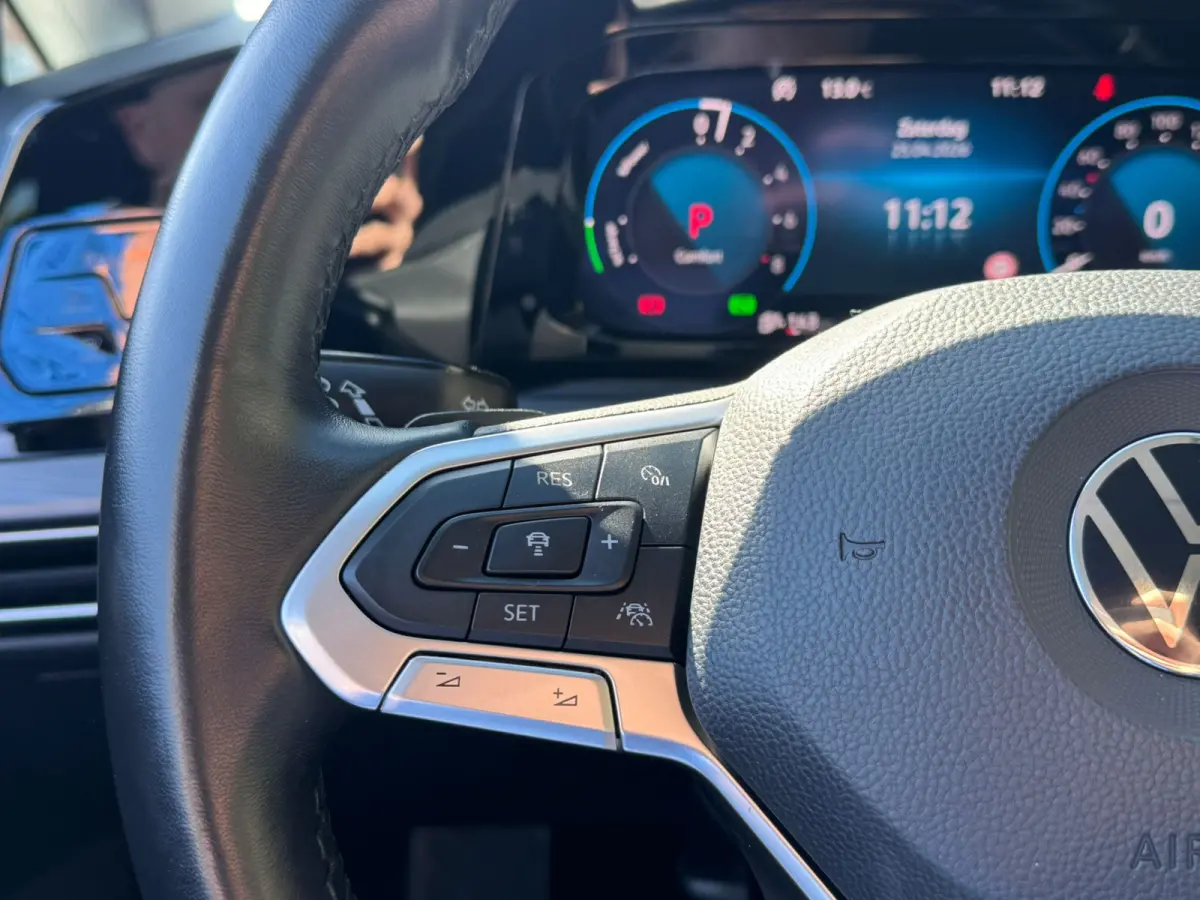 eHybrid PHEV 204PK DSG STYLE CAMERA/NAVI/SFEERVERL. PLUG-IN HYBRIDE