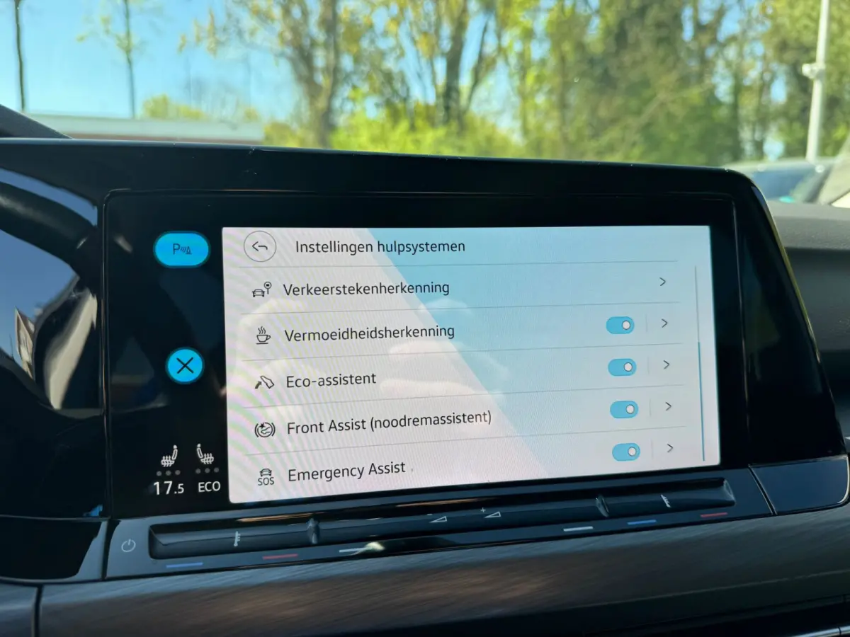 eHybrid PHEV 204PK DSG STYLE CAMERA/NAVI/SFEERVERL. PLUG-IN HYBRIDE