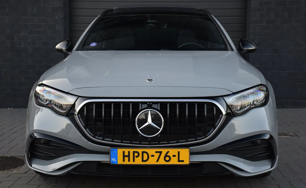 300 e Exclusive Line*AMG Pakket*PANO*Trekhaak*Dubbel scherm*35Dkm
