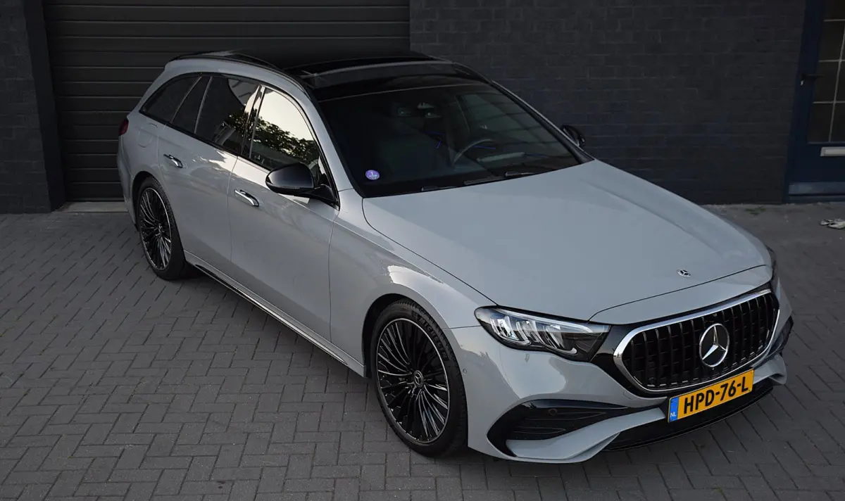 300 e Exclusive Line*AMG Pakket*PANO*Trekhaak*Dubbel scherm*35Dkm