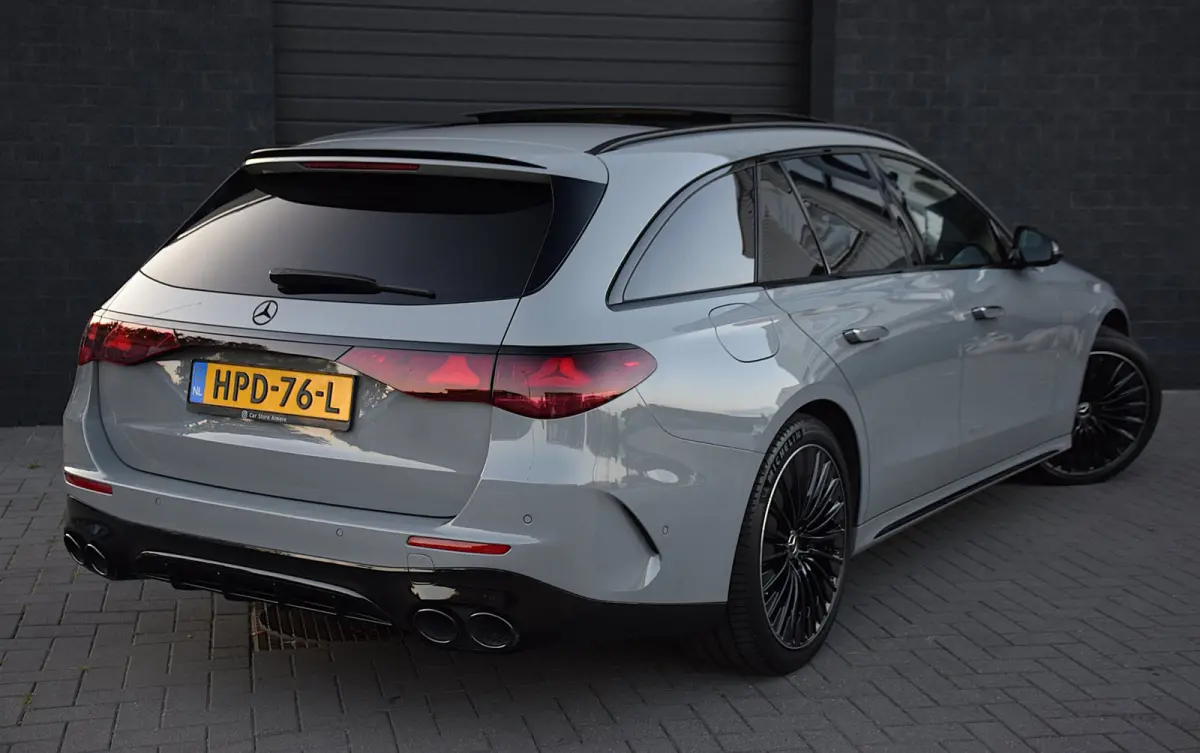 300 e Exclusive Line*AMG Pakket*PANO*Trekhaak*Dubbel scherm*35Dkm