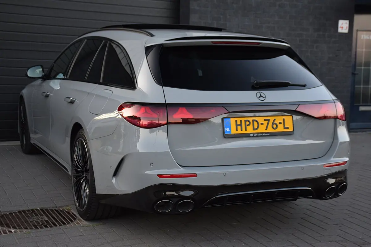 300 e Exclusive Line*AMG Pakket*PANO*Trekhaak*Dubbel scherm*35Dkm