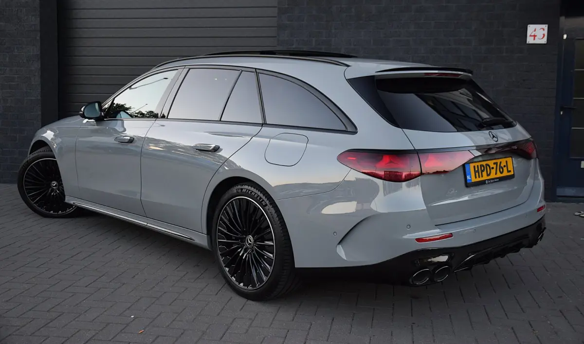 300 e Exclusive Line*AMG Pakket*PANO*Trekhaak*Dubbel scherm*35Dkm