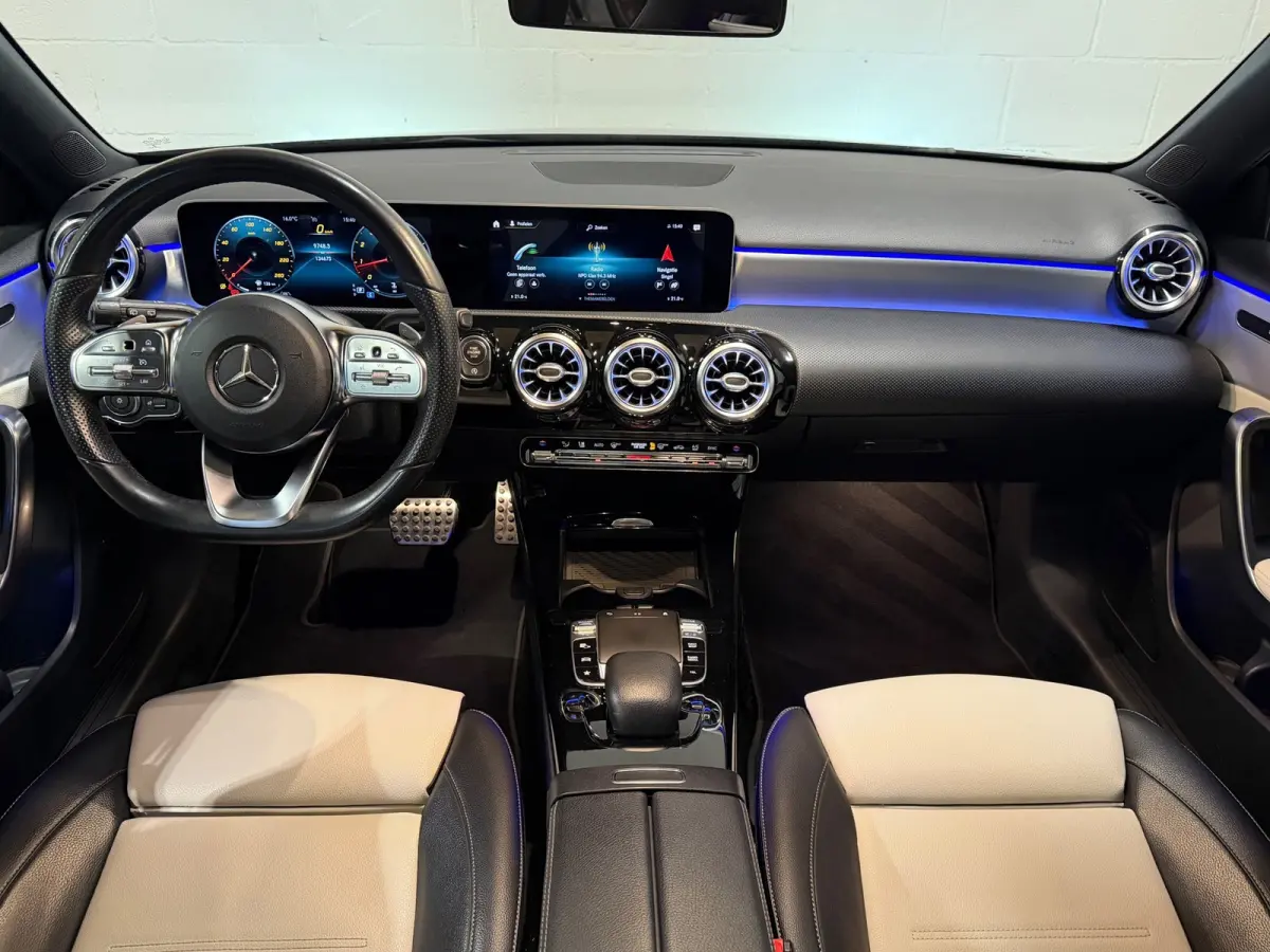 200 Premium Plus AMG-line - Panorama - Leder - Augmented