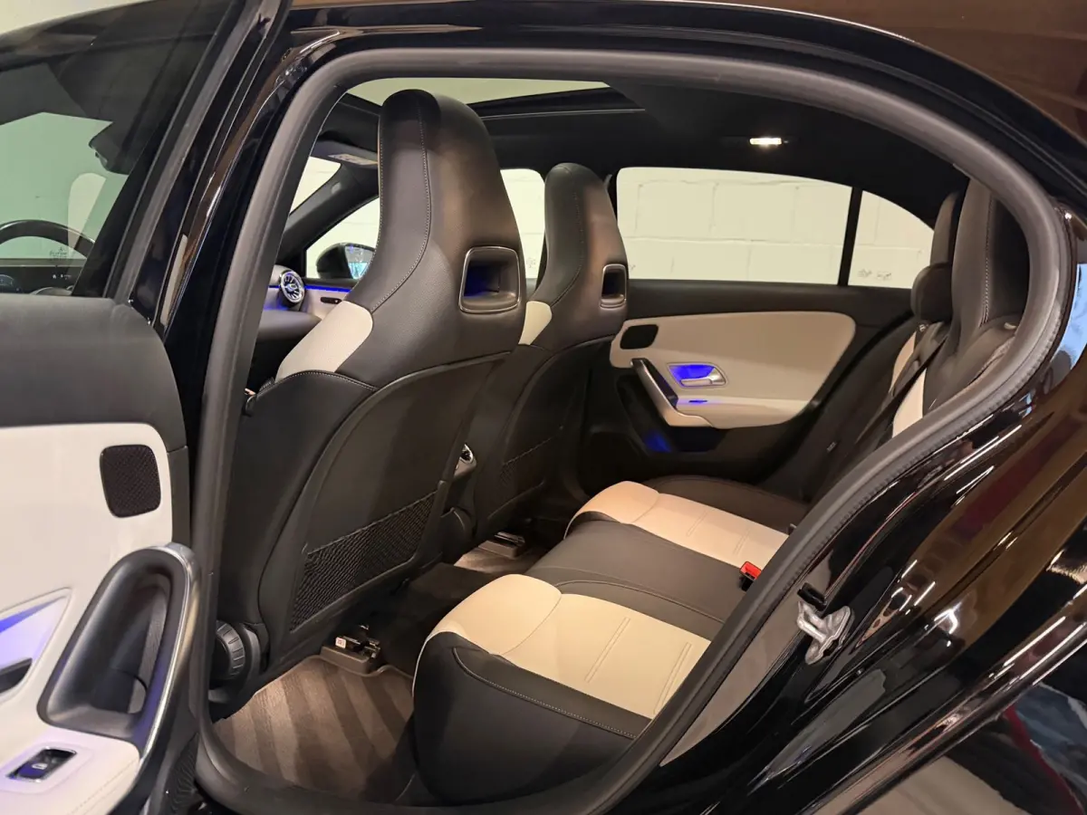 200 Premium Plus AMG-line - Panorama - Leder - Augmented