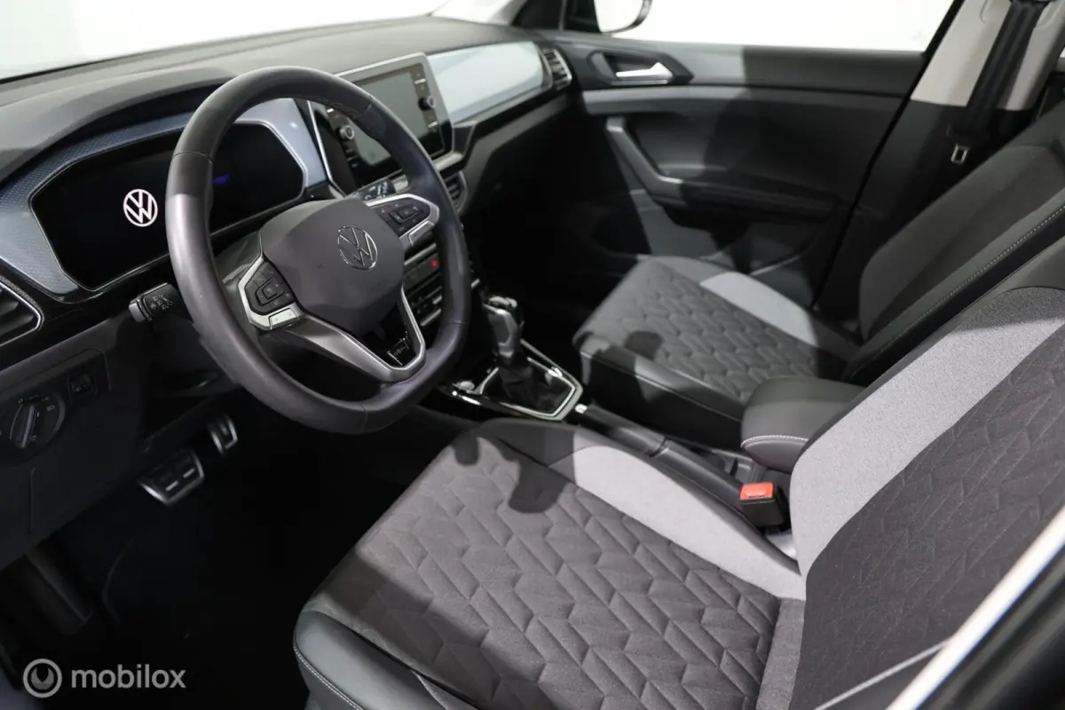 1.0 TSI - Afneembare trekhaak - Stoelverwarming - Camera