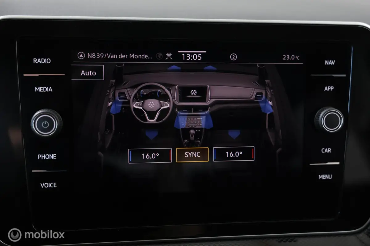 1.0 TSI - Afneembare trekhaak - Stoelverwarming - Camera