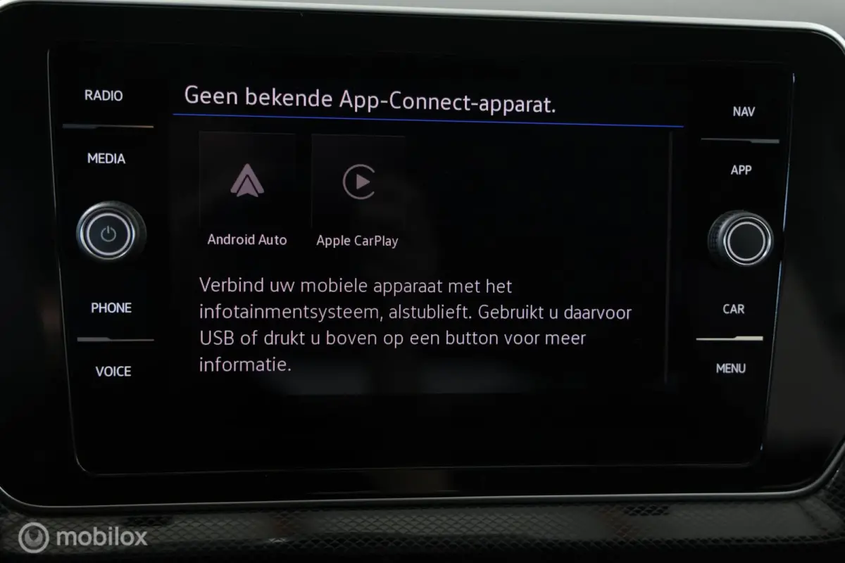 1.0 TSI - Afneembare trekhaak - Stoelverwarming - Camera