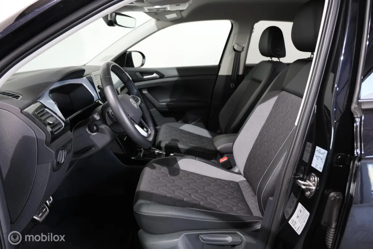 1.0 TSI - Afneembare trekhaak - Stoelverwarming - Camera
