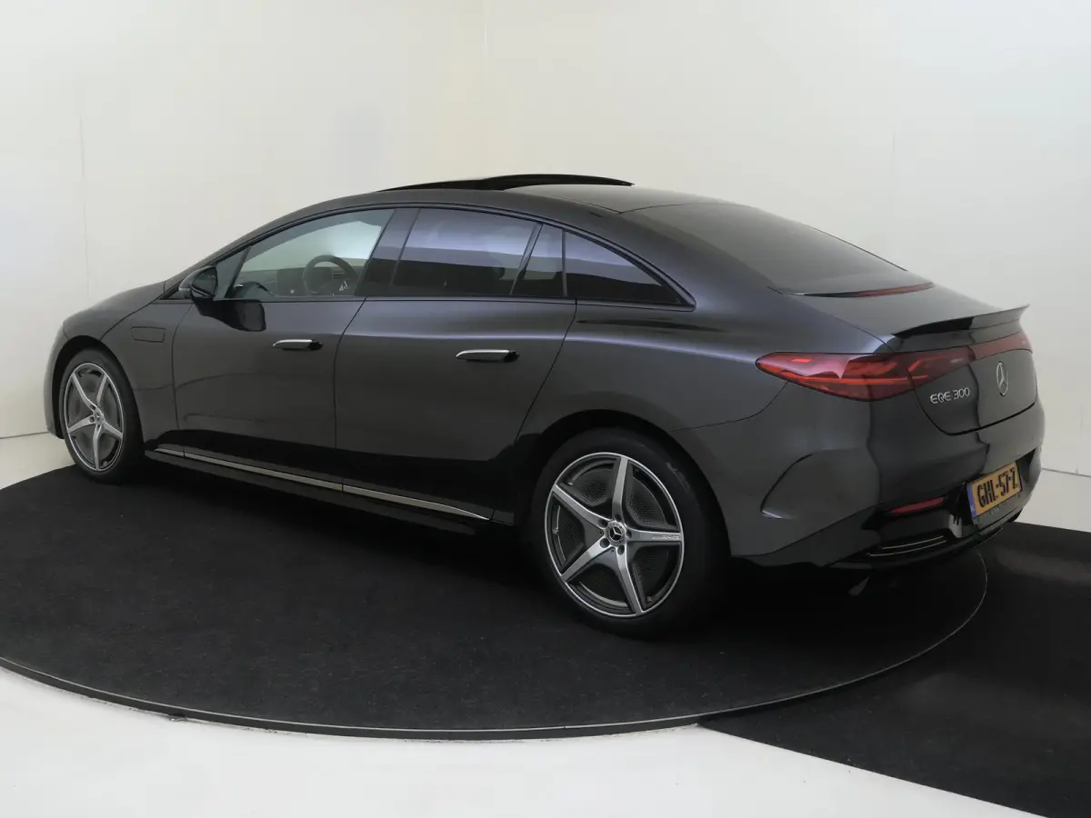 300 Sport Edition 89 kWh / Memory-Stoelen / Panaromadak / 360Graden-Camera / Night-Pakket / Burmeister /