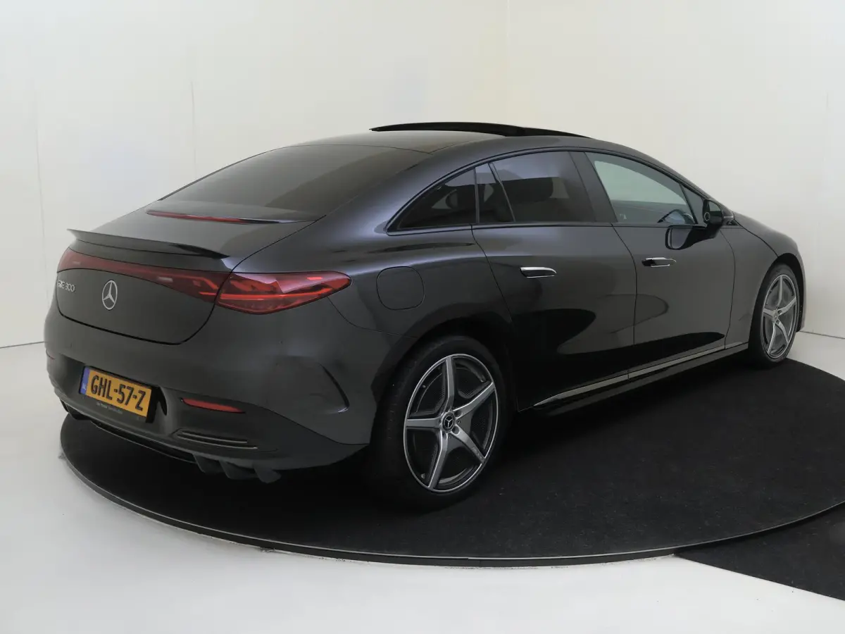 300 Sport Edition 89 kWh / Memory-Stoelen / Panaromadak / 360Graden-Camera / Night-Pakket / Burmeister /