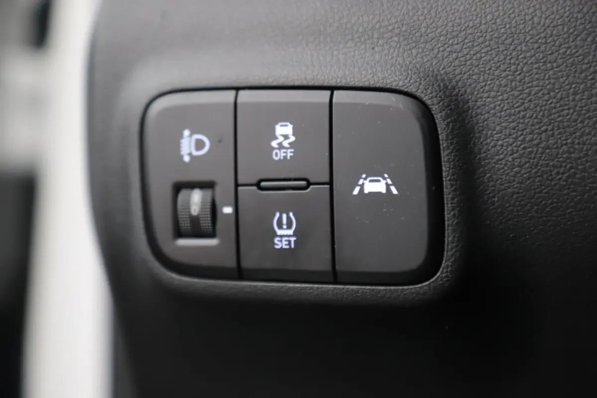 1.0 Comfort Carplay Android Navigatie Airco Cruise Control LED Rijstrooksensor