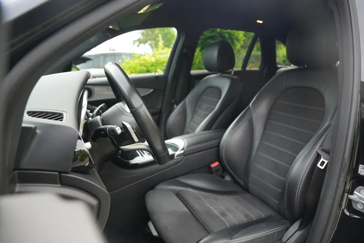 200 4MATIC AMG Line Cruise Clima Leer/Alcantara Facelift model