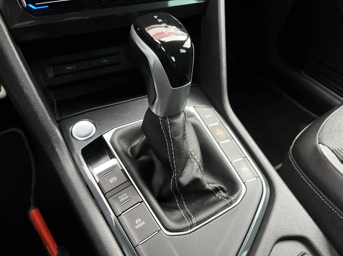 1.4 TSI eHybrid 245pk DSG R-Line Business | SoH 96% | Trekhaak | Navigatie