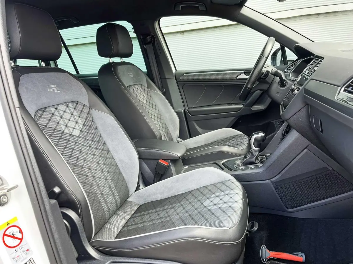 1.4 TSI eHybrid 245pk DSG R-Line Business | SoH 96% | Trekhaak | Navigatie