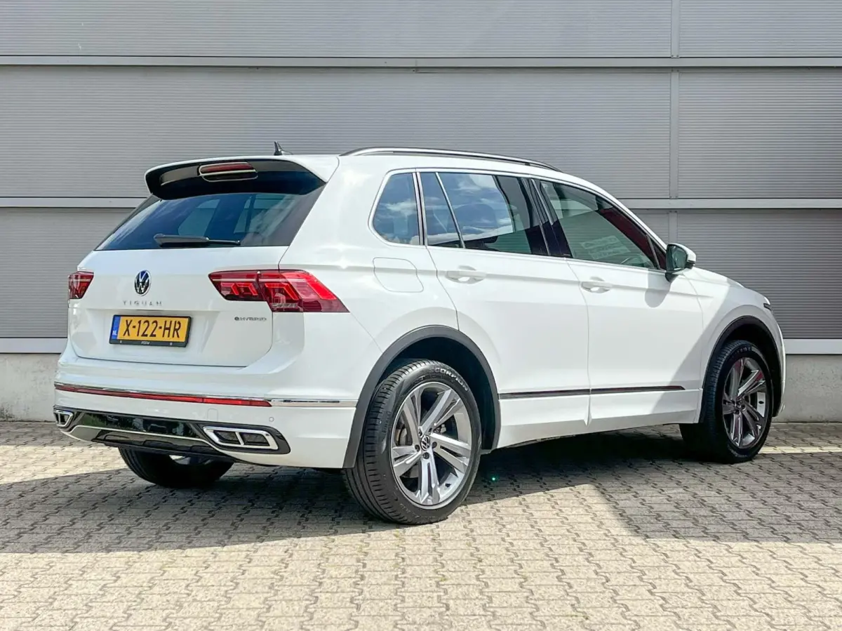 1.4 TSI eHybrid 245pk DSG R-Line Business | SoH 96% | Trekhaak | Navigatie