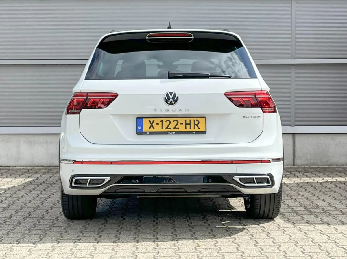 1.4 TSI eHybrid 245pk DSG R-Line Business | SoH 96% | Trekhaak | Navigatie