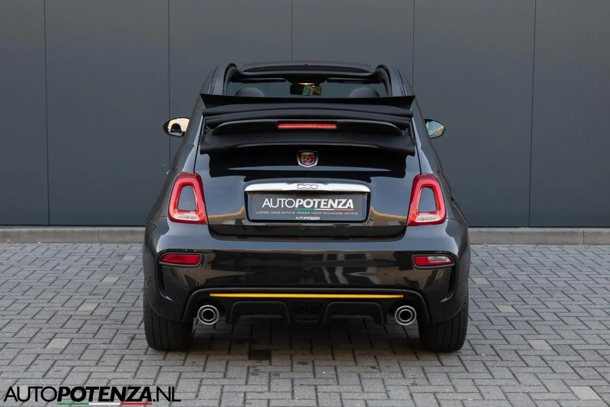 1.4 T-Jet Fiat 500 145PK Leder Carplay 17"