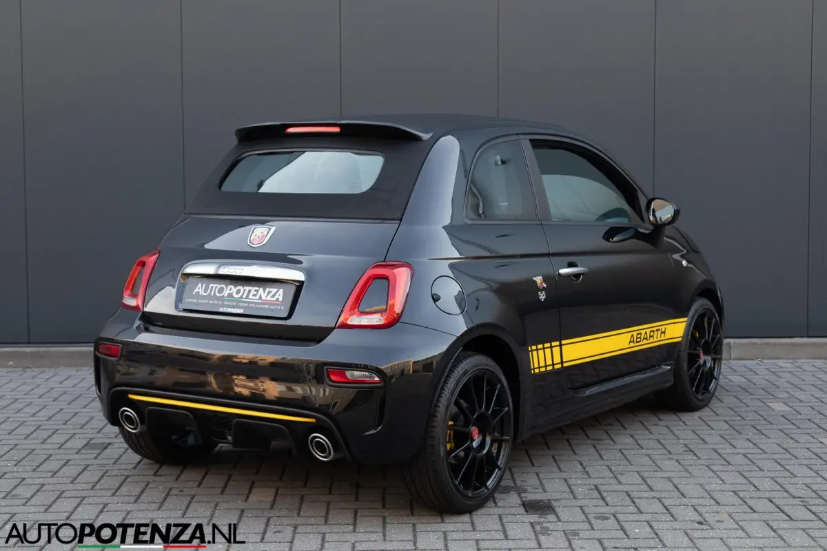 1.4 T-Jet Fiat 500 145PK Leder Carplay 17"