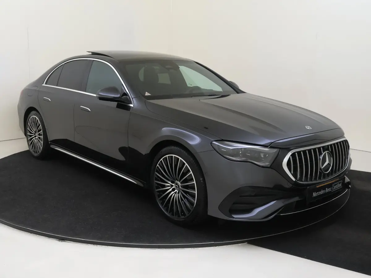 300 e Sport Edition / Panoramadak/ SUPERSCREEN/ Leder/ Stoelverwarming- & Ventilatie