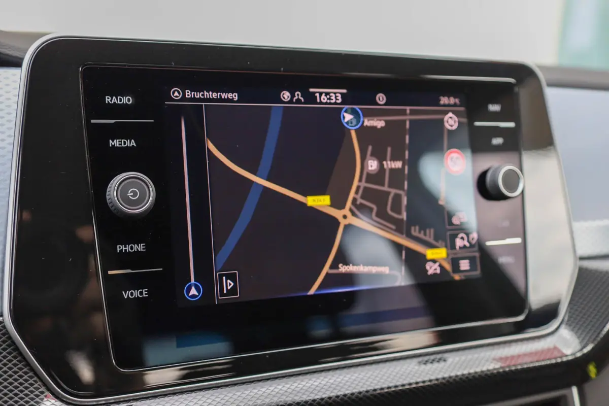 1.0 TSI 95pk Life Edition | Navigatie | Adaptieve Cruise Control | Parkeersensoren