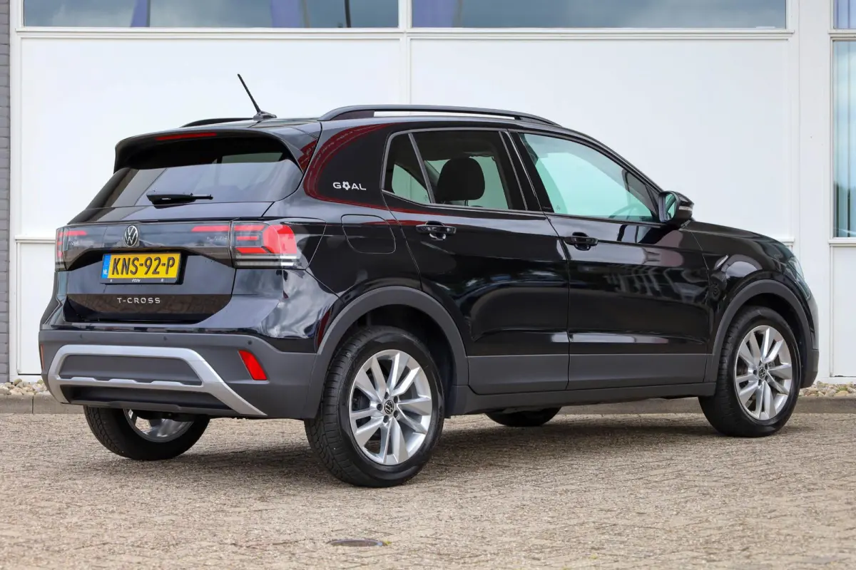 1.0 TSI 95pk Life Edition | Navigatie | Adaptieve Cruise Control | Parkeersensoren