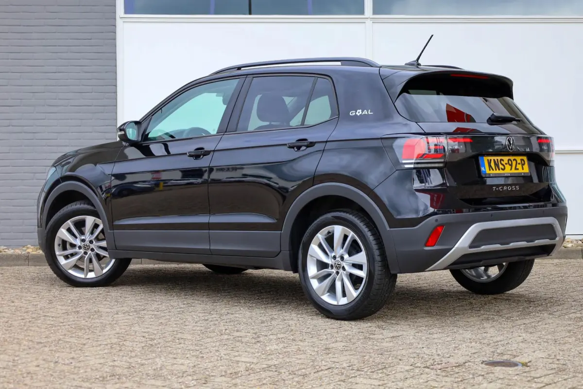 1.0 TSI 95pk Life Edition | Navigatie | Adaptieve Cruise Control | Parkeersensoren