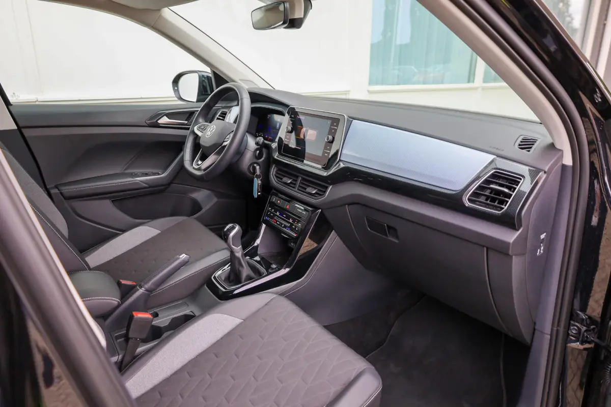 1.0 TSI 95pk Life Edition | Navigatie | Adaptieve Cruise Control | Parkeersensoren