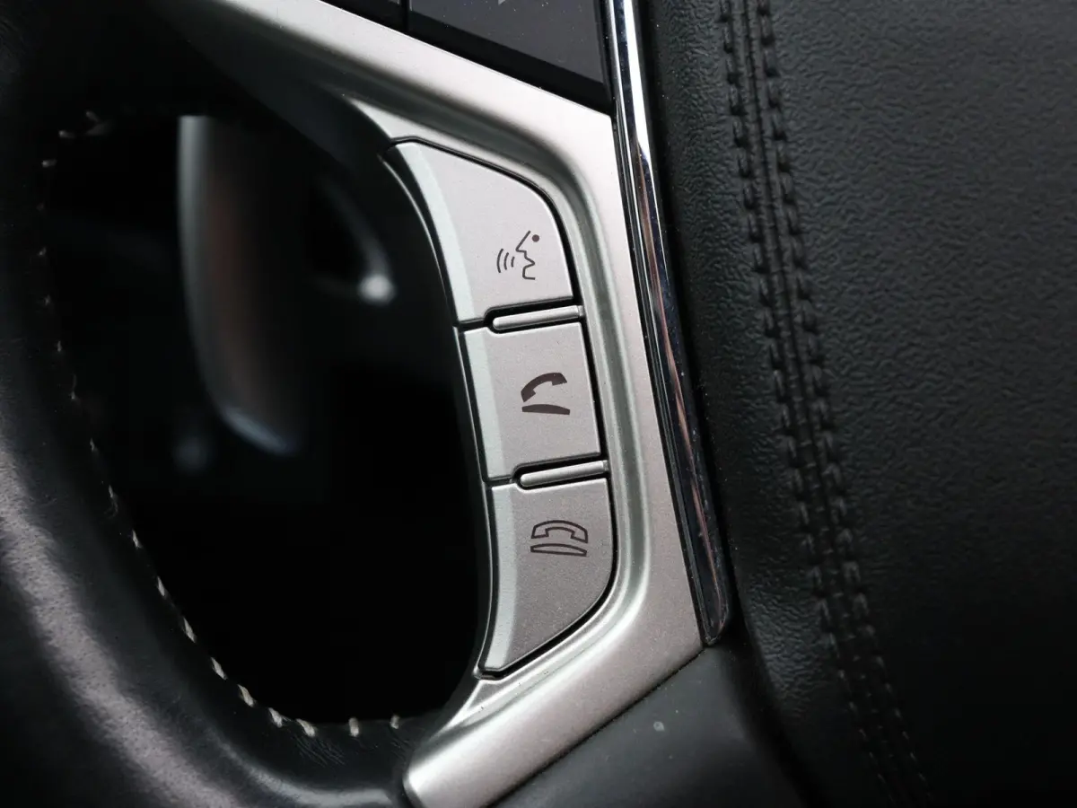 2.4 PHEV Instyle | Leder | Panorama dak | Stoelverwarming | Trekhaak |