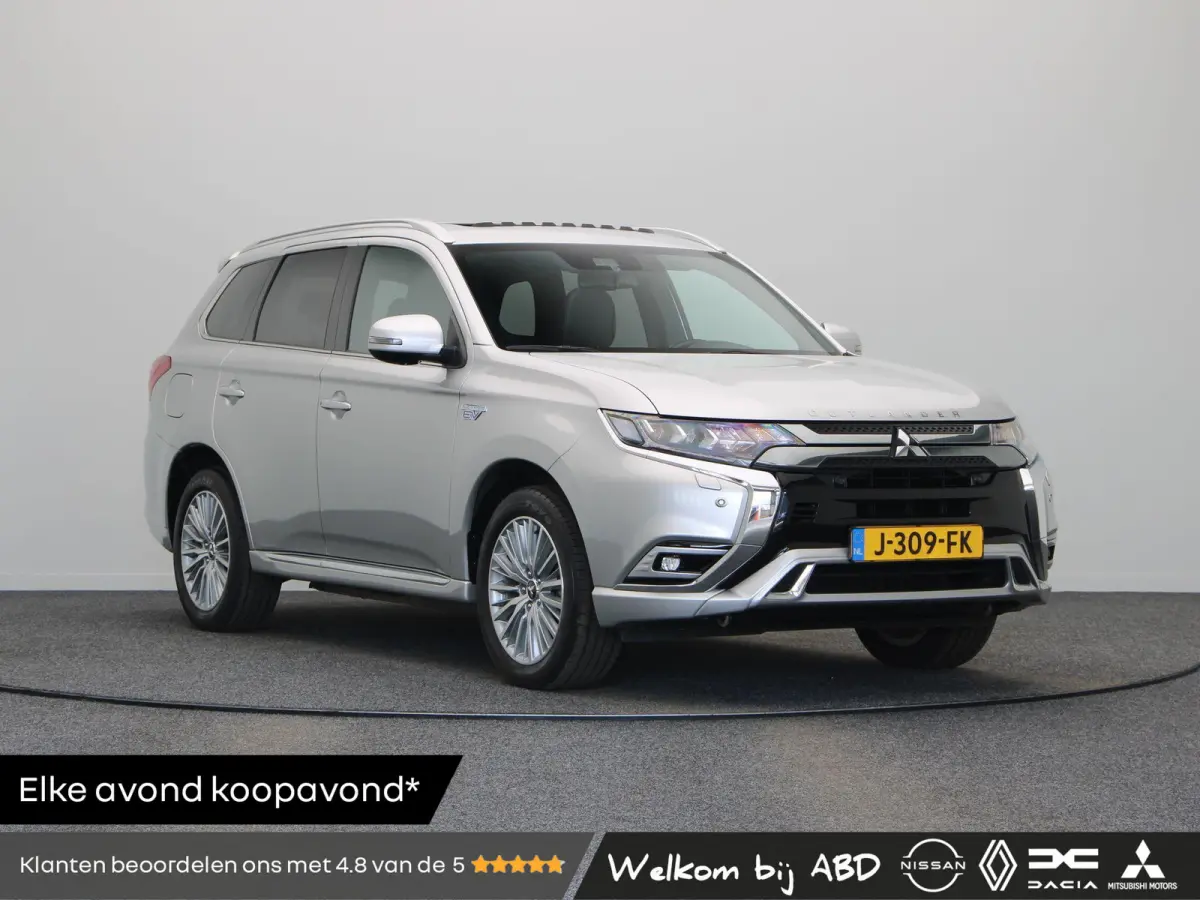 2.4 PHEV Instyle | Leder | Panorama dak | Stoelverwarming | Trekhaak |