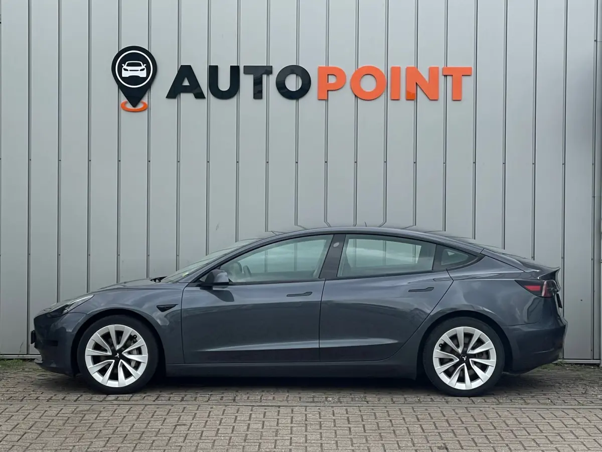 FACELIFT 2021 RWD Plus 60 kWh SOH90% WARMTEPOMP 1E EIG ORG NL DEALEROND|AUTOPILOT|LEER|ELEK.ACHTERKLEP|