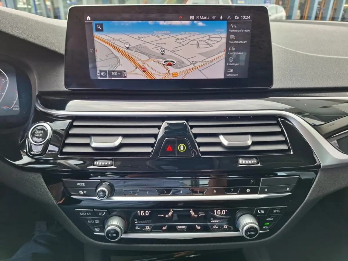 520I AUTOMAAT 184PK EXECUTIVE EDITION NAVI LMV PDC-CAMERA