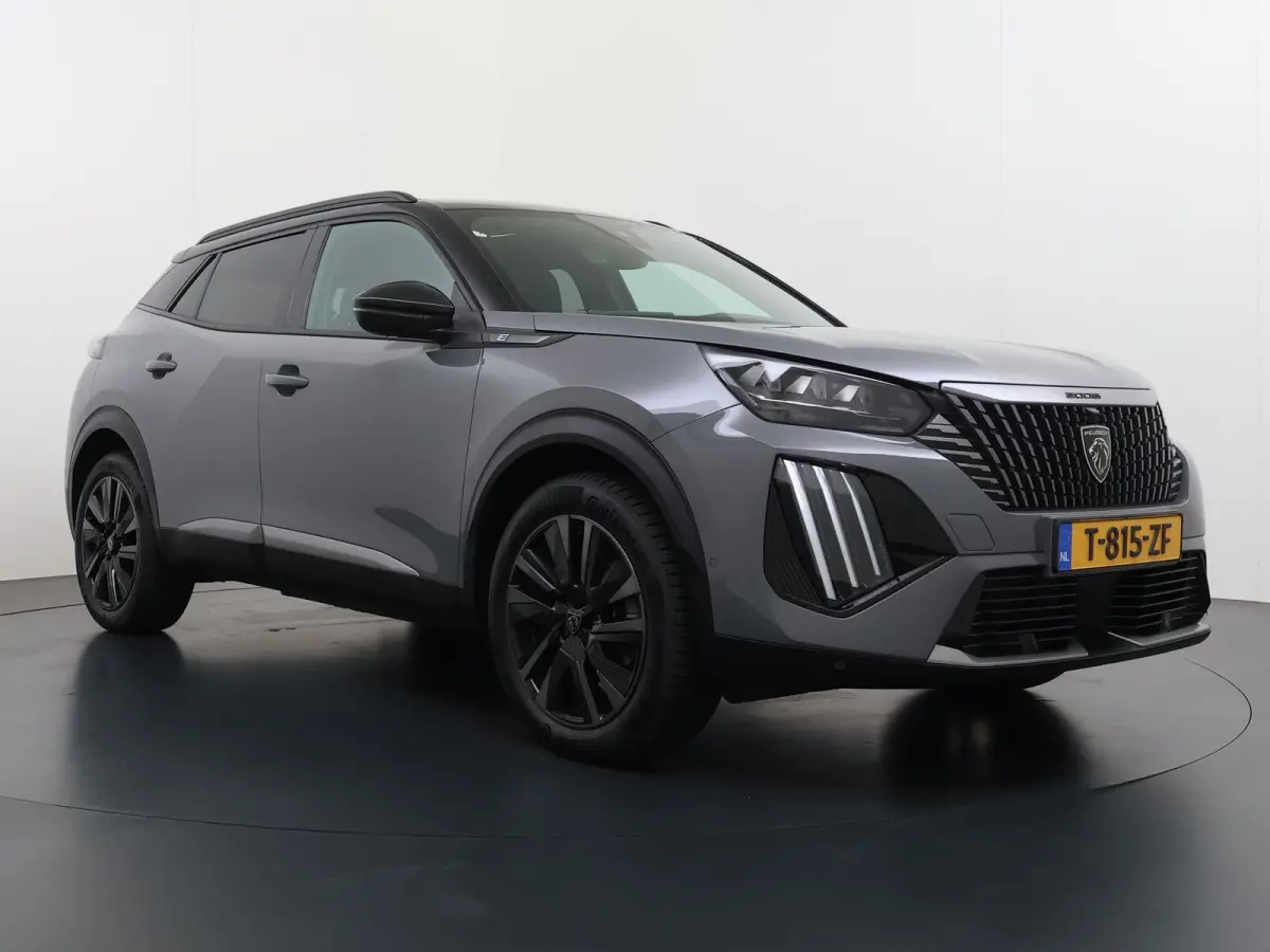 GT 54 kWh 156pk | Accu 95% | Navigatie | 360 camera | Alcantara bekleding | Elektrisch verstelbare bestuurdersstoel | Panoramisch schuifdak | Cruise control adaptief | Stoelverwarming | Appl