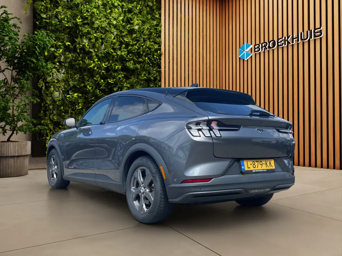 75KWH | 95%SOH! | NL auto | 1e eig. | B&O | Adaptieve Cruise | 360 camera | Panoramadak | Stuur- stoelverw. |