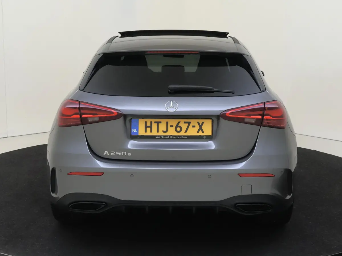 250 e Business Solution AMG / Memory-Stoelen / Panaromadak / Headup-Display / 360Graden-Camera / Night-Pakket /