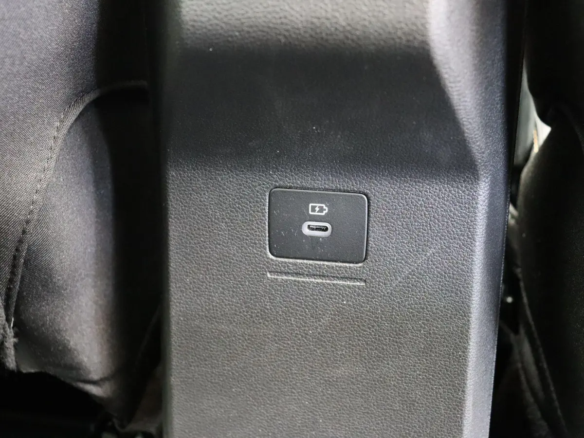 1.2 Eco-G 120 limited edition | Climate control | Elek. handrem | Achteruitrijcamera | Cruise control |