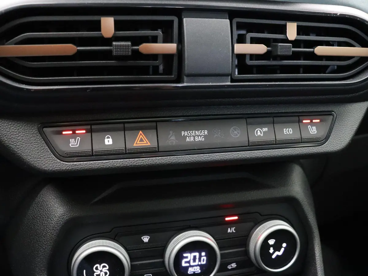 1.2 Eco-G 120 limited edition | Climate control | Elek. handrem | Achteruitrijcamera | Cruise control |